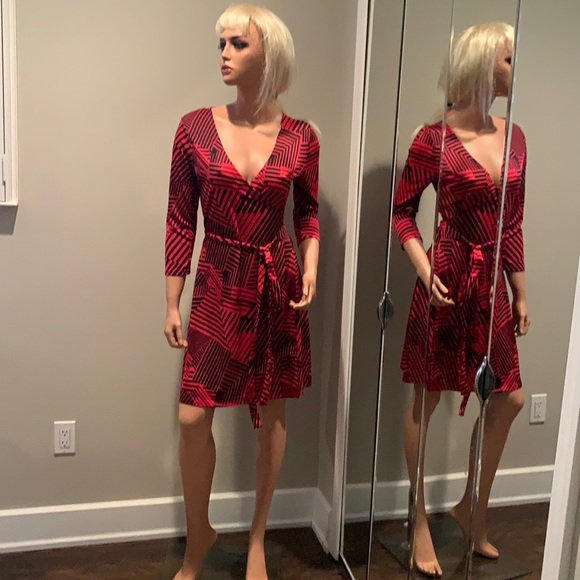Wrap dress excellent condition! Wrinkle free